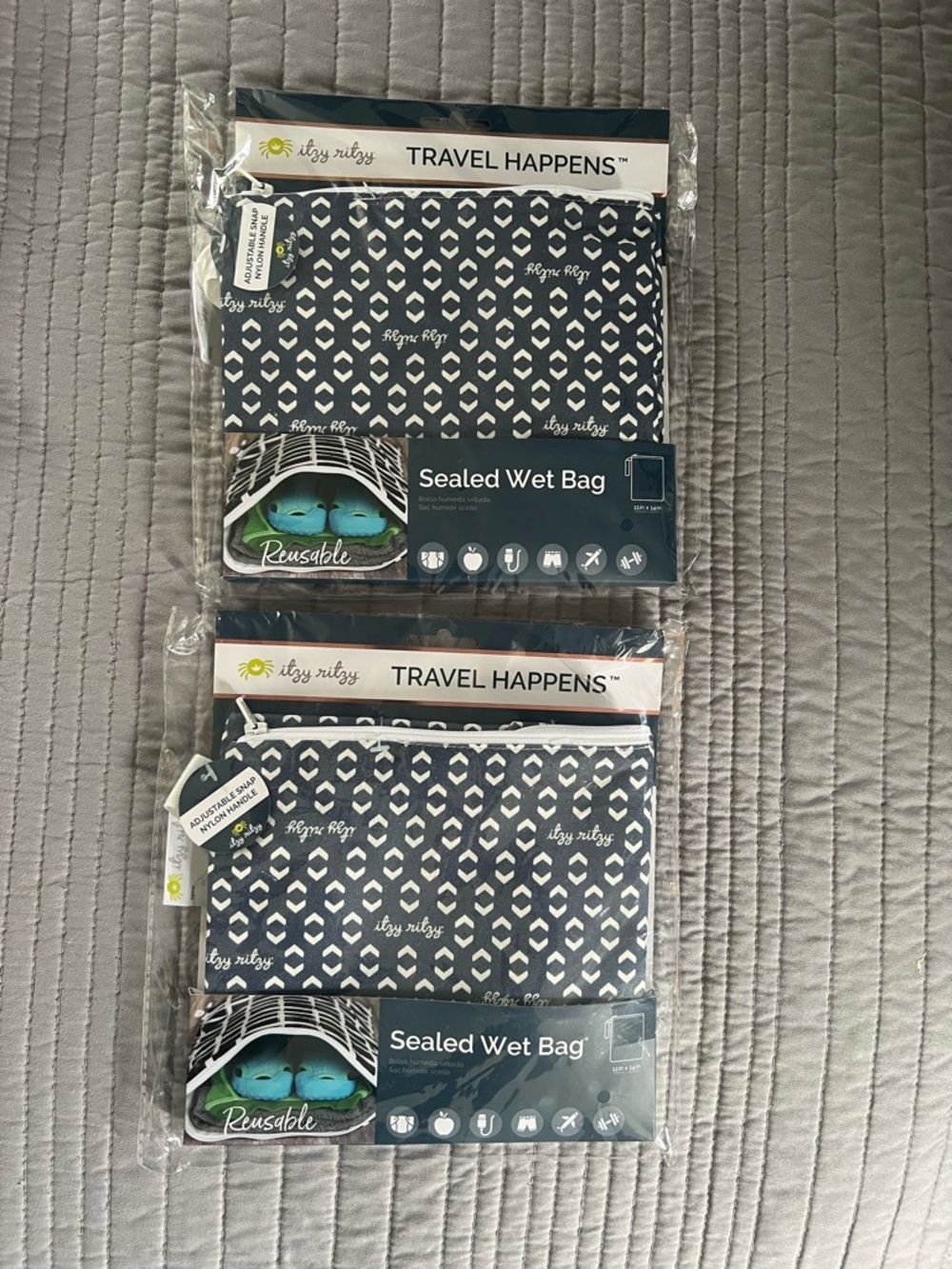 Itzy Ritzy Navy and White Grid Sealed Wet Bags (Set of 2)